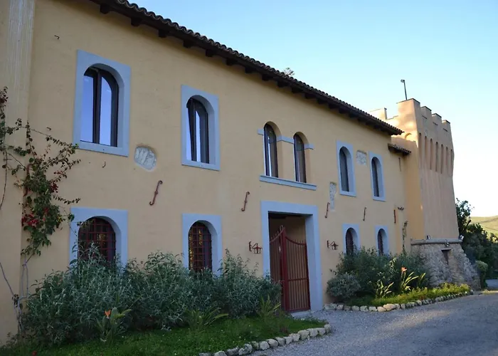 La Cucullera * קטנזארו