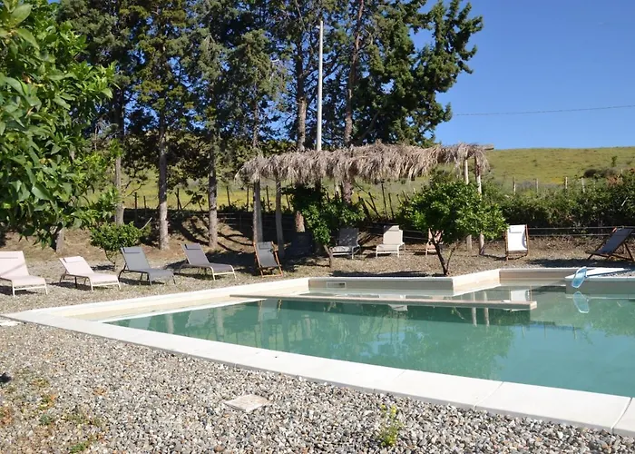 La Cucullera בית חווה *