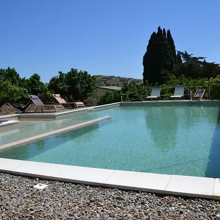 La Cucullera Vakantieboerderij *