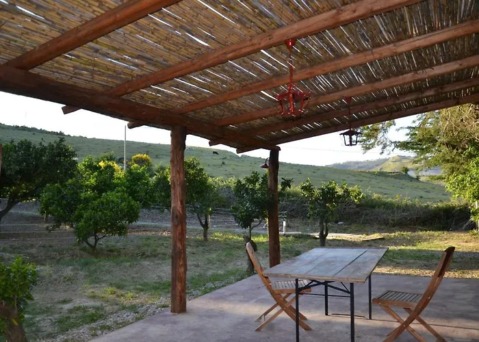 Alojamento de Turismo Rural La Cucullera Catanzaro